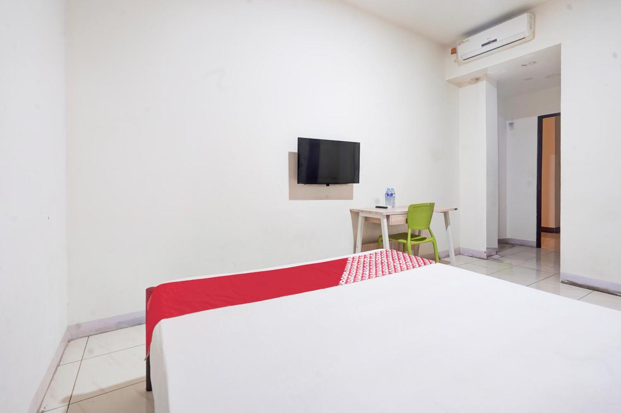 Hotel O Rappocini Near Rsia Paramount Makassar Exterior foto